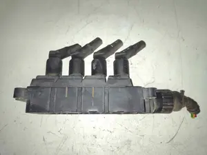 Foto de BOBINA ENCENDIDO BMW SERIE 3 BERLINA (E46) referencia 0221503005