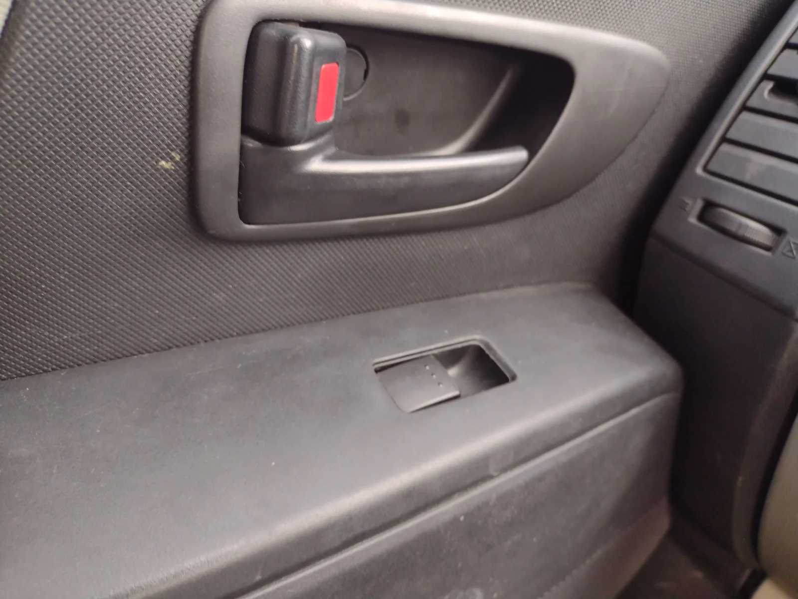 Foto de MANDO ELEVALUNAS DELANTERO IZQUIERDO MAZDA 5 BERLINA (CR) 2.0 Diesel CAT (143 CV / 105 KW)