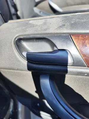 Foto de MANETA INTERIOR TRASERA DERECHA BMW SERIE X5 (E53) 3.0 Turbodiesel CAT (218 CV / 160 KW)