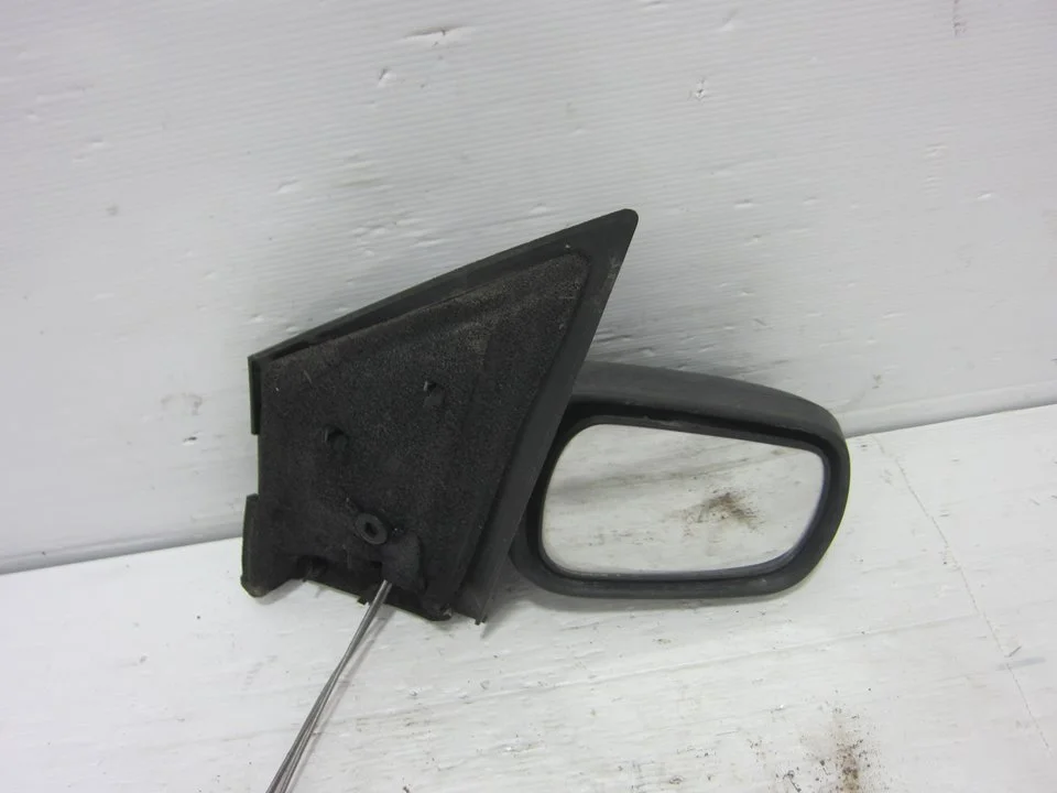Foto de RETROVISOR DERECHO FORD FIESTA (CBK) 1.3 CAT (69 CV / 51 KW) referencia 015782