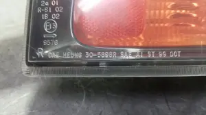 Foto de PILOTO TRASERO DERECHO DAEWOO LANOS referencia 305896R foto 2