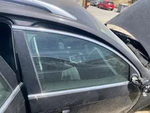 Foto de LUNA DELANTERA DERECHA VOLKSWAGEN PASSAT VARIANT (3C5) 2.0 TDI DPF (170 CV / 125 KW) referencia 3C4845202B