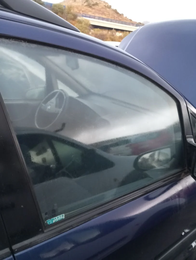 Foto de LUNA DELANTERA DERECHA OPEL ZAFIRA A 2.0 DTI (101 CV / 74 KW)