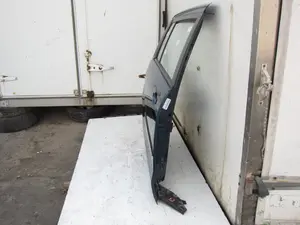 Foto de PUERTA TRASERA DERECHA MAZDA 5 BERLINA (CR) 2.0 Diesel CAT (143 CV / 105 KW) foto 10