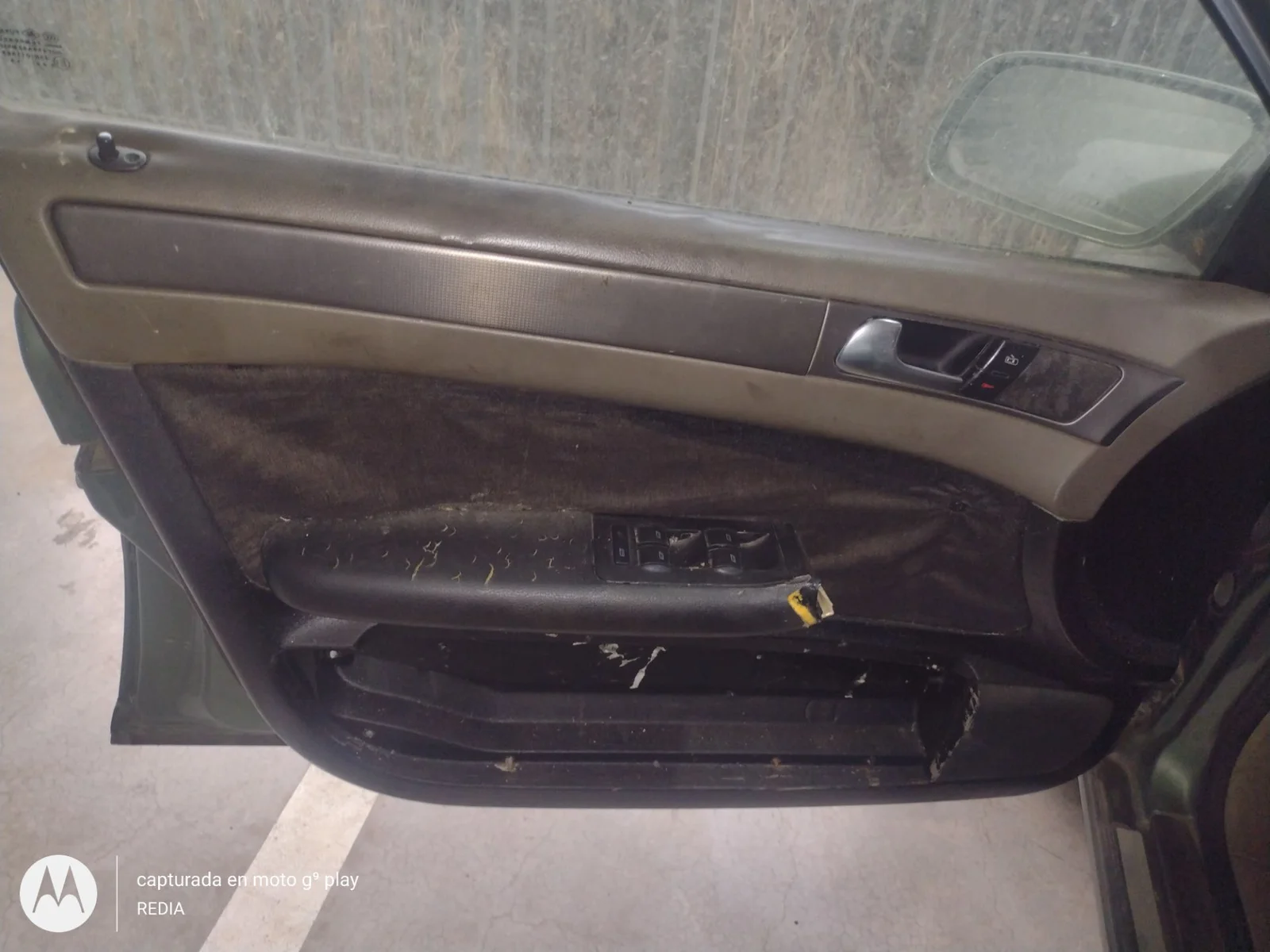 Foto de ELEVALUNAS DELANTERO IZQUIERDO AUDI A6 BERLINA (4B2) 1.9 TDI (131 CV / 96 KW)