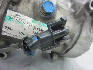 Foto de COMPRESOR AIRE ACONDICIONADO FORD FIESTA (CB1) 1.4 TDCi CAT (68 CV / 50 KW) referencia 2S6119D629AF foto 3