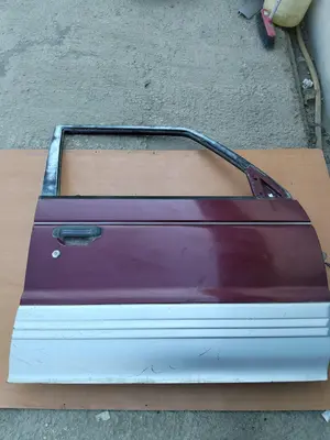Foto de PUERTA DELANTERA DERECHA MITSUBISHI MONTERO (V60/V70)