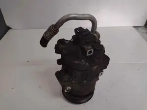 Foto de COMPRESOR AIRE ACONDICIONADO SEAT IBIZA (6L1) referencia 6Q0820803D foto 4