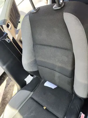 Foto de ASIENTO DELANTERO DERECHO PEUGEOT 207 1.4 (73 CV / 54 KW) foto 2