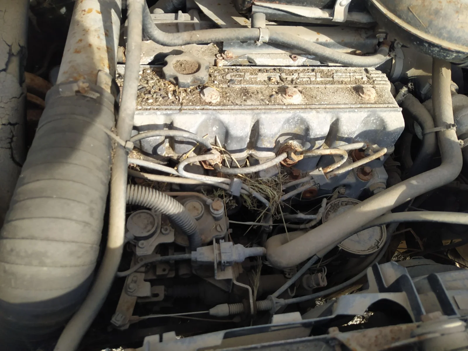 Foto de MOTOR ARRANQUE CHRYSLER VOYAGER GS 2.5 Turbodiesel (116 CV / 85 KW)