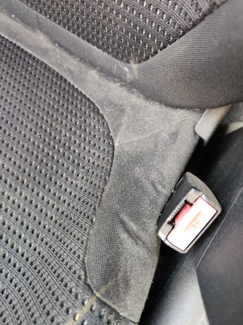 Foto de PRETENSOR AIRBAG DERECHO CITROEN C4 BERLINA 1.6 16V HDi (90 CV / 66 KW)
