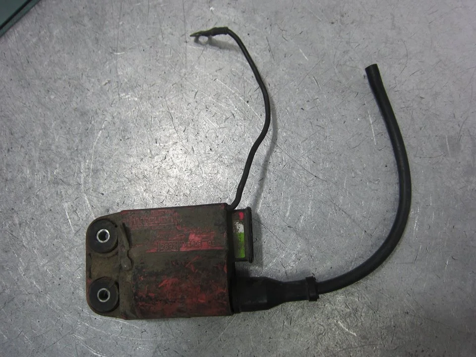 Foto de BOBINA ENCENDIDO PIAGGIO (VESPA) ZIP referencia MITSUBA2692