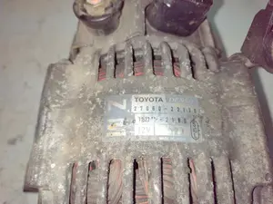 Foto de ALTERNADOR TOYOTA RAV4 (A2) 1.8 16V CAT (125 CV / 92 KW) referencia 2706022130 foto 3