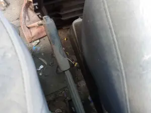 Foto de PALANCA FRENO NISSAN NV400 FURGON (X62) 2.3 dCi Diesel CAT (125 CV / 92 KW)