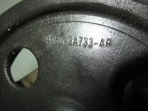 Foto de BOMBA DIRECCION FORD FOCUS BERLINA (CAP) referencia 4M503A733AR foto 6