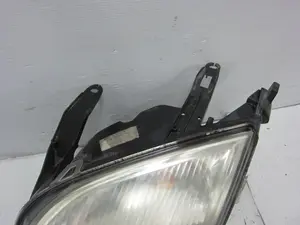 Foto de FARO IZQUIERDO FORD FUSION (CBK) 1.6 TDCi CAT (90 CV / 66 KW) referencia 24689700 foto 2