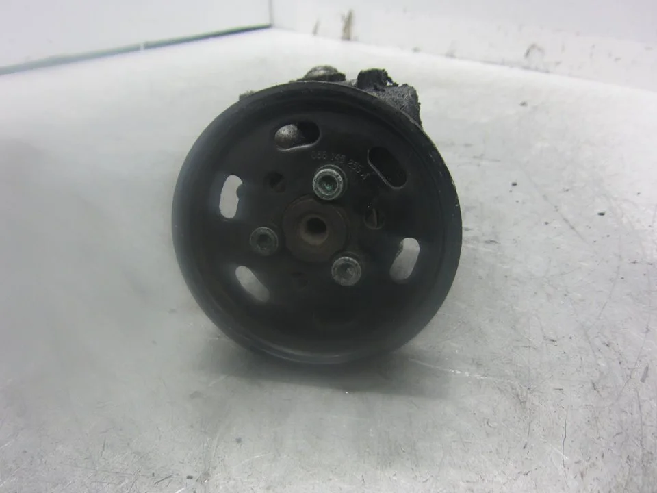 Foto de BOMBA DIRECCION SEAT IBIZA (6K1) referencia 038145255A