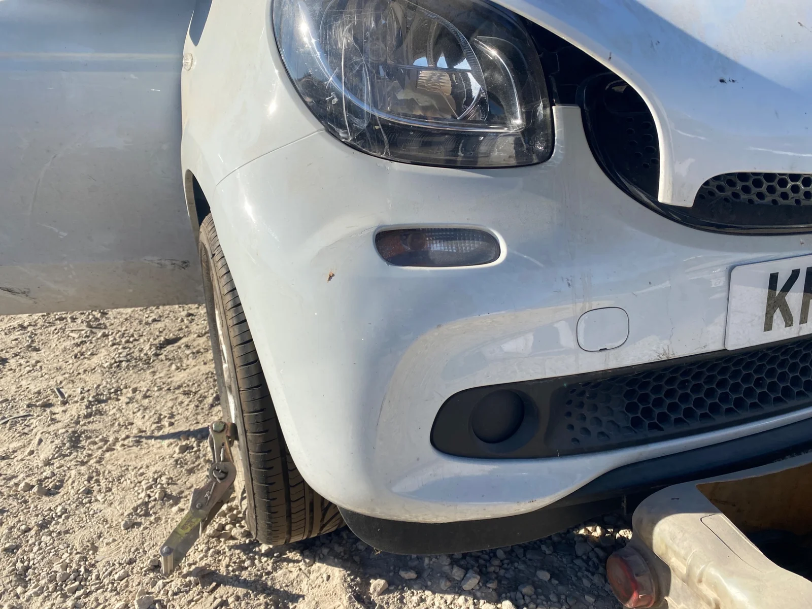 Foto de PARAGOLPES DELANTERO SMART FORFOUR