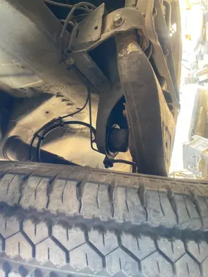 Foto de BRAZO SUSPENSION DELANTERO IZQUIERDO VOLKSWAGEN LT FURGÓN/COMBI 2.5 TDI (109 CV / 80 KW)