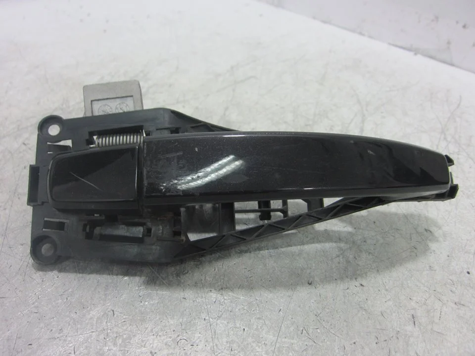 Foto de MANETA EXTERIOR TRASERA DERECHA OPEL ASTRA H BERLINA 1.7 16V CDTI (101 CV / 74 KW) referencia 24463750
