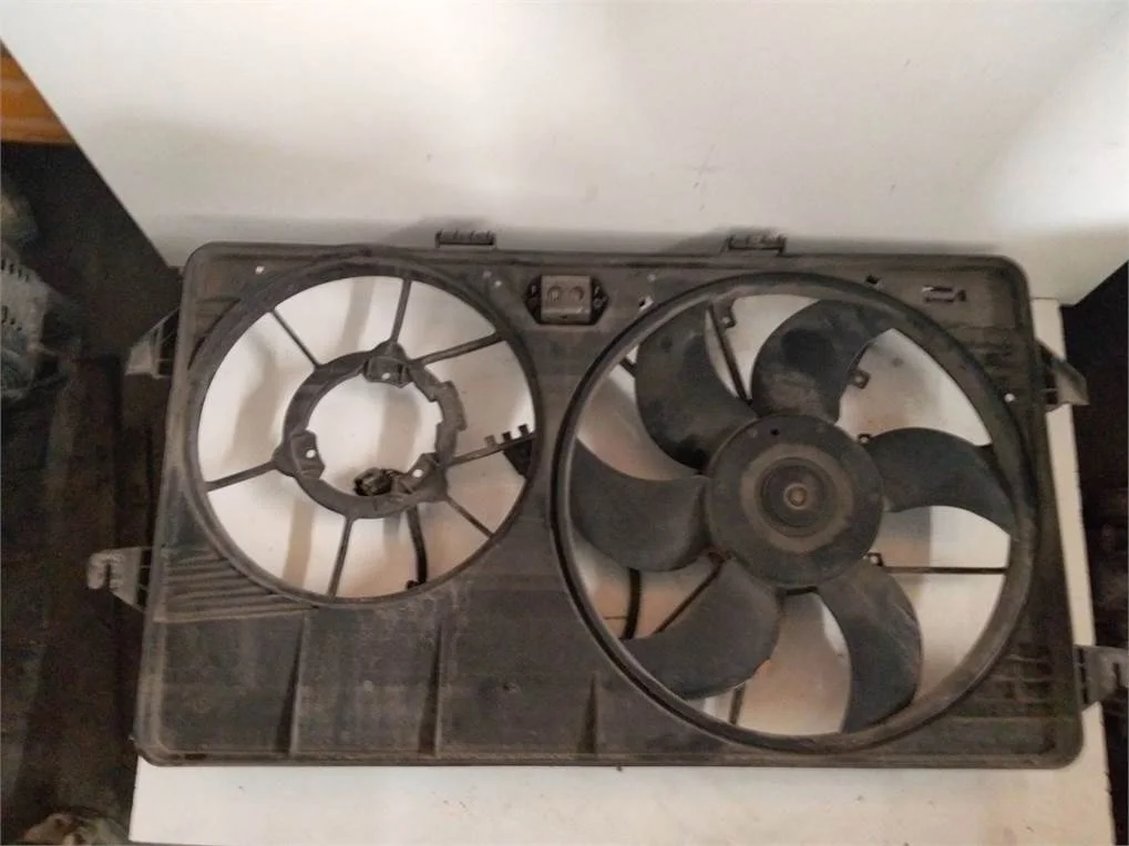 Foto de ELECTROVENTILADOR FORD TRANSIT CONNECT (TC7) 1.8 TDDI Turbodiesel CAT (90 CV / 66 KW) referencia 4T1T14305