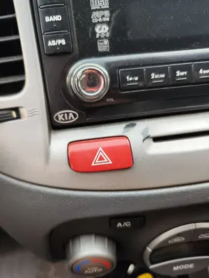 Foto de WARNING KIA RIO (JB) 1.5 CRDi (110 CV / 81 KW)