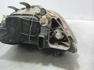 Foto de FARO DERECHO SEAT IBIZA (6L1) referencia 6L1941022A foto 6