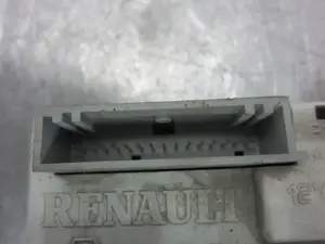 Foto de PANTALLA MULTIFUNCION RENAULT CLIO II FASE I (B/CB0) referencia P7700436307A foto 3
