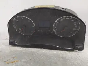 Foto de CUADRO INSTRUMENTOS VOLKSWAGEN GOLF V (1K1)(10.2003) 1.9 TDI (90 CV / 66 KW) referencia 1K0920861
