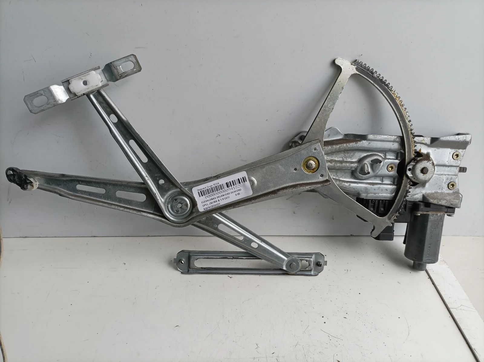 Foto de ELEVALUNAS DELANTERO DERECHO OPEL ZAFIRA B referencia A337013132221