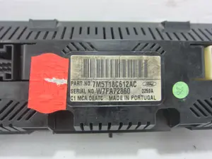Foto de MANDO CALEFACCION / AIRE ACONDICIONADO FORD FOCUS BERLINA (CAP) 1.6 16V CAT (101 CV / 74 KW) referencia 7M5T18C612AC foto 2