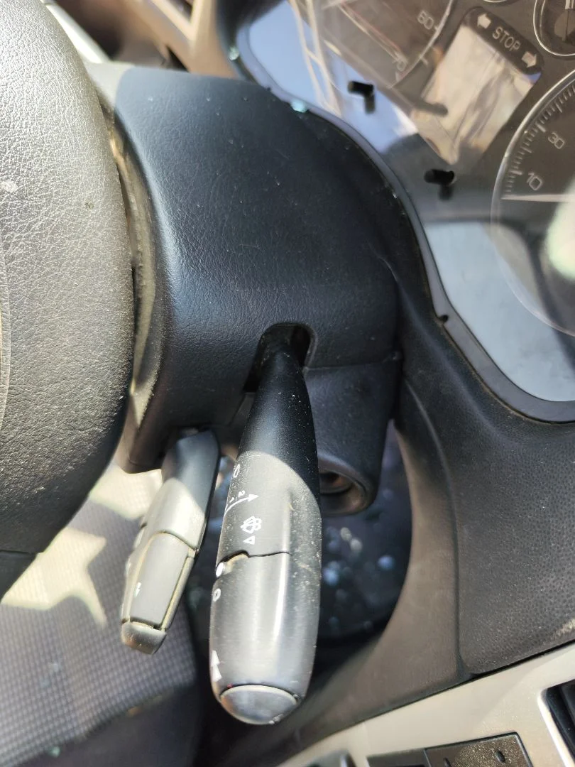 Foto de MANDO MULTIFUNCION PEUGEOT 307 BERLINA (S2) 1.4 16V CAT (KFU / ET3J4) (88 CV / 65 KW)