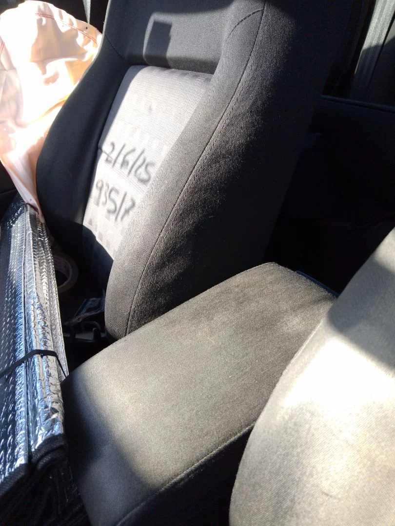 Foto de APOYABRAZOS CENTRAL VOLKSWAGEN PASSAT BERLINA (3B3) 1.9 TDI (131 CV / 96 KW)