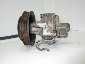 Foto de BOMBA DIRECCION AUDI A4 AVANT (B5) referencia 8D0145155 L foto 2