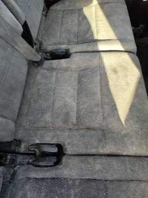 Foto de ASIENTO TRASERO MEDIO LAND ROVER DISCOVERY 2.7 Td V6 CAT (190 CV / 140 KW)