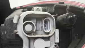 Foto de PILOTO TRASERO IZQUIERDO ALFA ROMEO GIULIETTA (191) 1.6 JTDM CAT (105 CV / 77 KW) referencia 5053613 foto 2