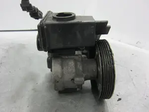 Foto de BOMBA DIRECCION PEUGEOT 206 SW referencia 9638364580 foto 5