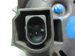 Foto de ALTERNADOR BMW SERIE 5 GRAN TURISMO (F07) 3.0 24V Turbo (306 CV / 225 KW) referencia 1042106070 foto 3