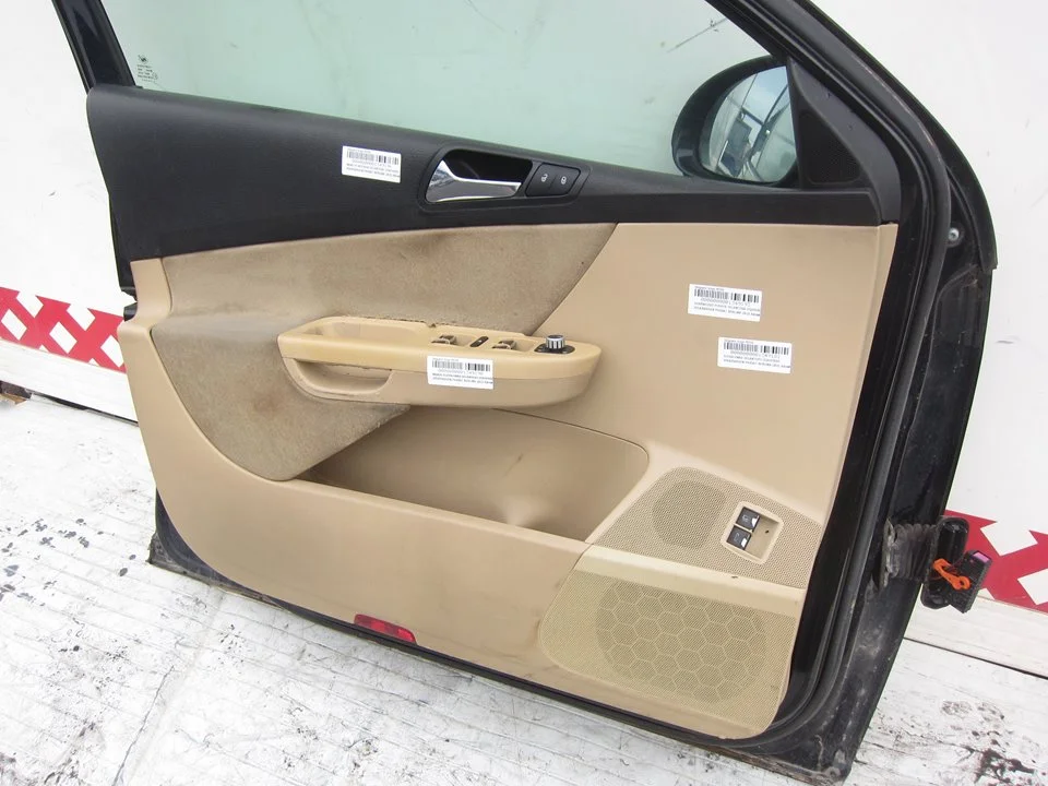 Foto de ELEVALUNAS DELANTERO IZQUIERDO VOLKSWAGEN PASSAT BERLINA (3C2) 2.0 TDI (140 CV / 103 KW)