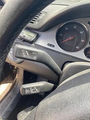 Foto de MANDO MULTIFUNCION VOLKSWAGEN PASSAT VARIANT (3C5) 2.0 TDI DPF (170 CV / 125 KW)