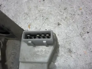 Foto de CERRADURA PUERTA TRASERA IZQUIERDA CITROEN XSARA BERLINA 1.9 Diesel (69 CV / 51 KW) referencia 913769 foto 2