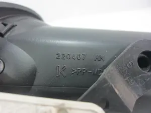 Foto de REJILLA AIREADORA RENAULT CLIO III 1.5 dCi Diesel (106 CV / 78 KW) referencia 220407 foto 2