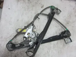 Foto de ELEVALUNAS DELANTERO DERECHO FORD FOCUS BERLINA (CAK) 1.8 TDDI Turbodiesel CAT (90 CV / 66 KW) referencia 119145103 foto 4