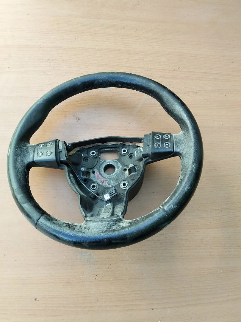 Foto de VOLANTE SEAT TOLEDO (5P2) 2.0 TDI (140 CV / 103 KW) referencia 5P0959537
