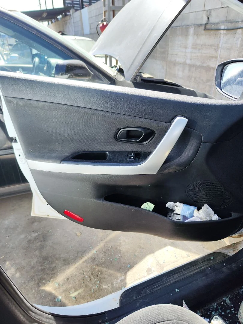Foto de ELEVALUNAS DELANTERO IZQUIERDO KIA CEED (JD) 1.4 CAT (99 CV / 73 KW)