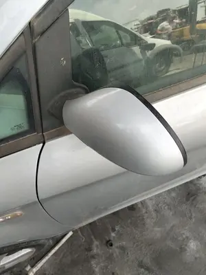 Foto de RETROVISOR IZQUIERDO SEAT ALTEA (5P1) 1.9 TDI (105 CV / 77 KW) foto 3
