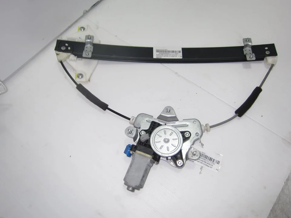 Foto de ELEVALUNAS DELANTERO DERECHO CHEVROLET CAPTIVA 2.2 Diesel CAT (184 CV / 135 KW) referencia 25967972