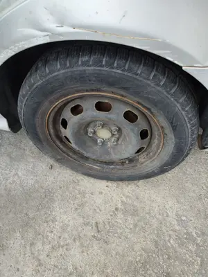 Foto de LLANTA SKODA OCTAVIA BERLINA (1U2) 1.9 TDI (90 CV / 66 KW)