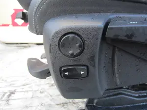 Foto de JUEGO ASIENTOS COMPLETO BMW SERIE X3 (G01) 3.0 24V Turbodiesel (265 CV / 195 KW) foto 44