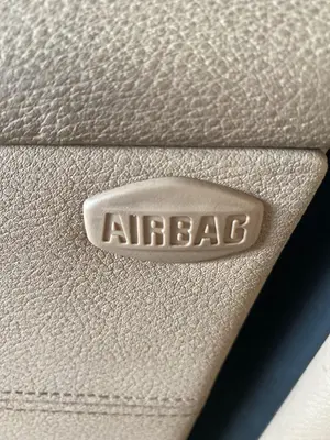 Foto de AIRBAG LATERAL DERECHO BMW SERIE X3 (E83) 2.0 Turbodiesel CAT (177 CV / 130 KW)